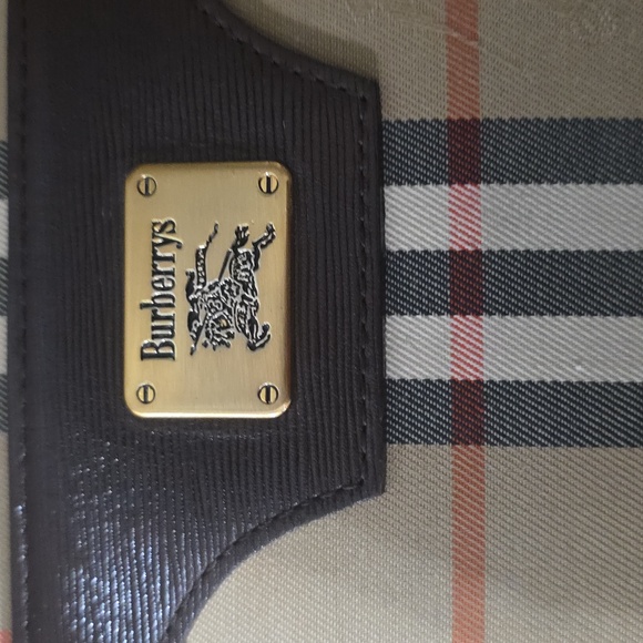 Burberry Clutch/wristlet - Picture 8 of 15
